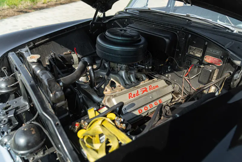 Dodge V-EIGHT 55