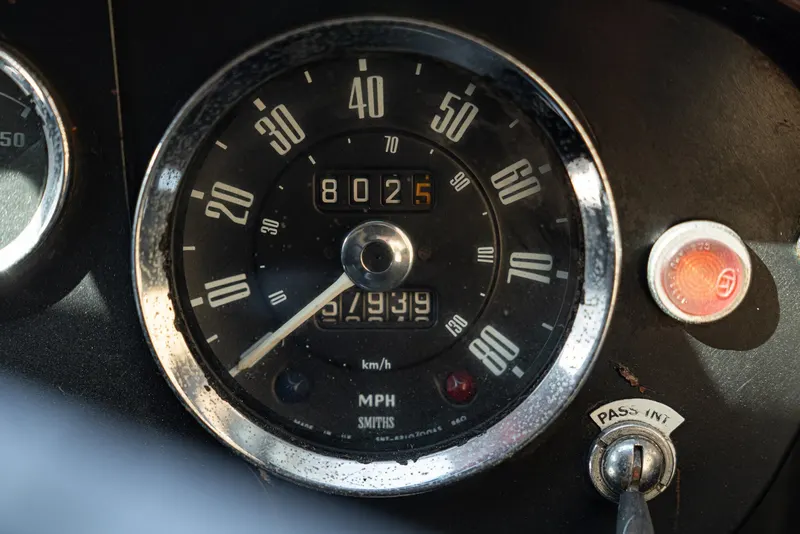 FX4 “LONDON TAXI” 23
