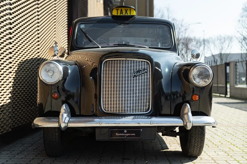 FX4 “LONDON TAXI” 2