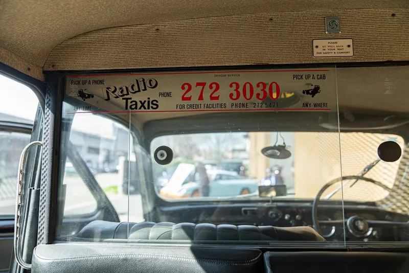 FX4 “LONDON TAXI” 26
