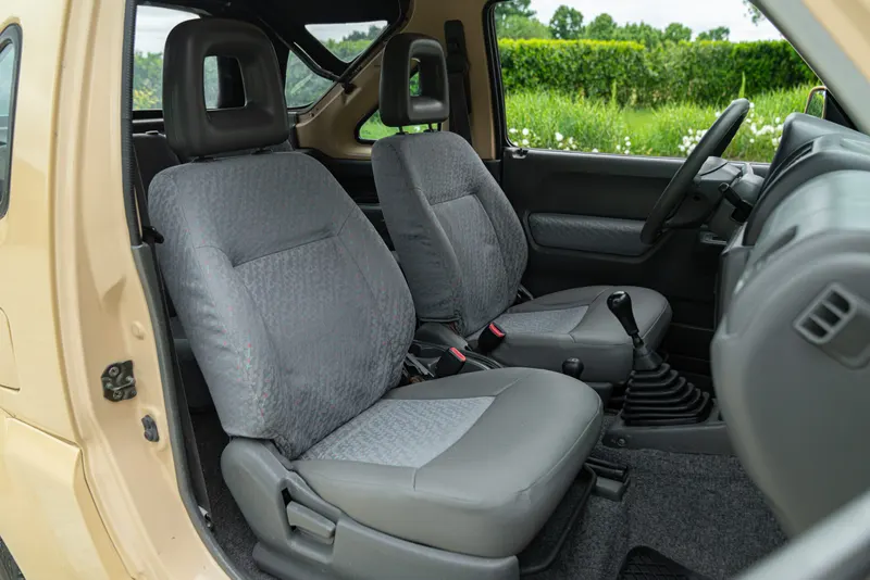 JIMNY CABRIOLET 26