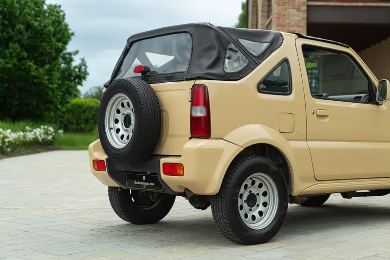 JIMNY CABRIOLET 16