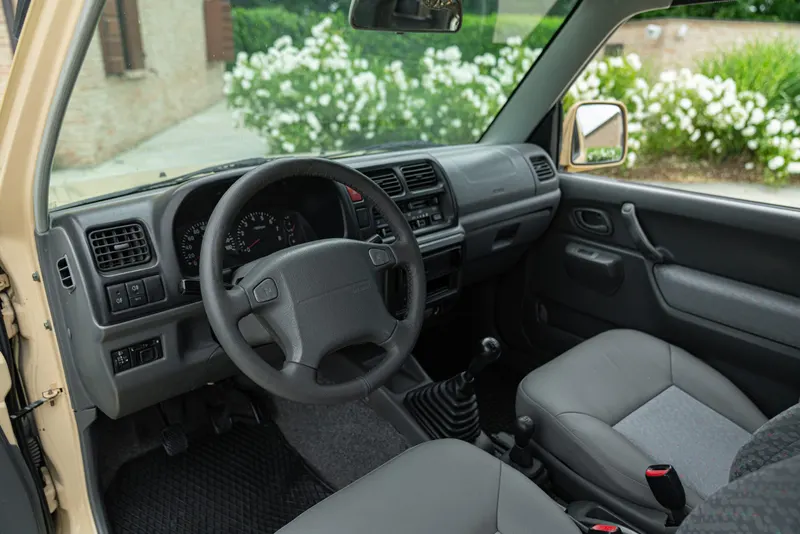JIMNY CABRIOLET 30