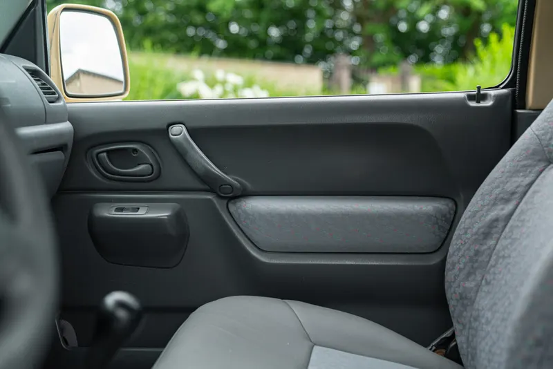 JIMNY CABRIOLET 29
