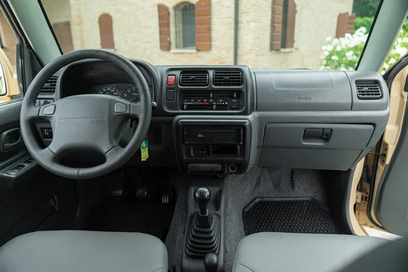 JIMNY CABRIOLET 31
