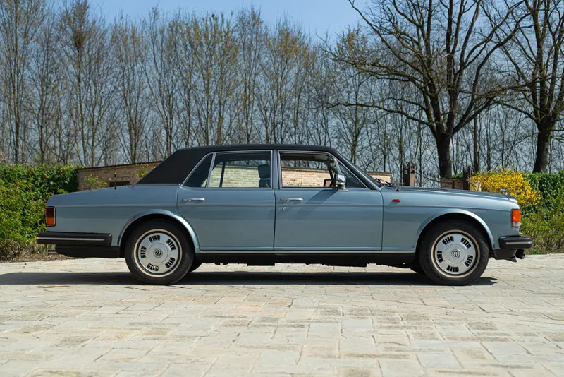 Bentley MULSANNE 5