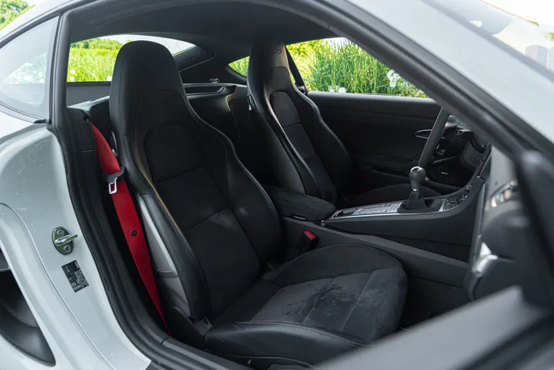 Porsche CAYMAN 718 GTS 4.0 MANUALE 31