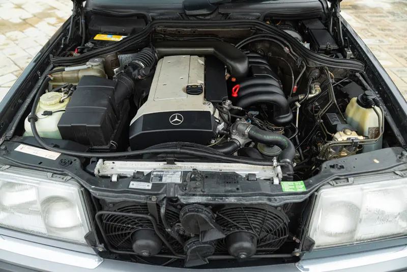 Mercedes-Benz 320 E 46