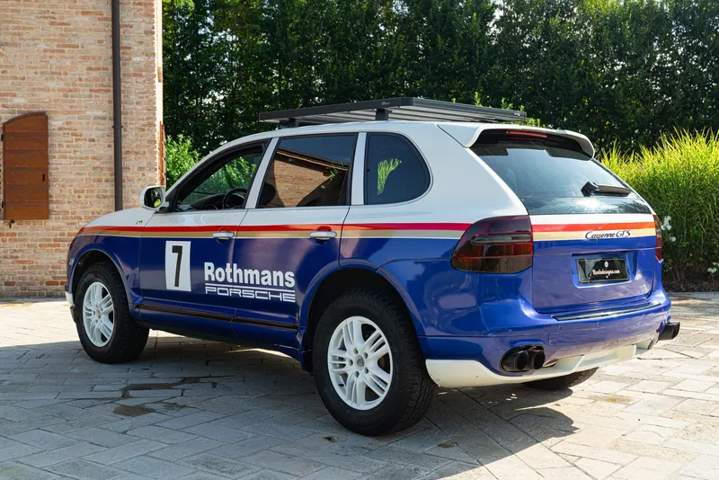 Porsche CAYENNE S LIVREA ROTHMANS 6