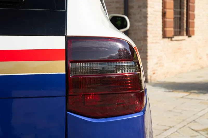 Porsche CAYENNE S LIVREA ROTHMANS 13
