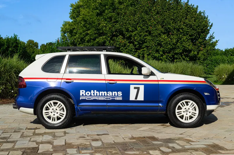 Porsche CAYENNE S LIVREA ROTHMANS 5