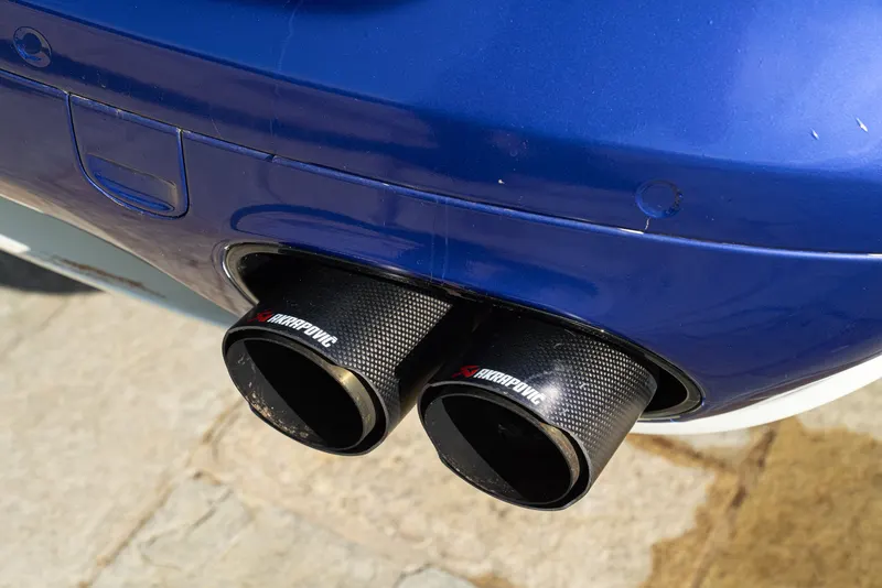 Porsche CAYENNE S LIVREA ROTHMANS 12