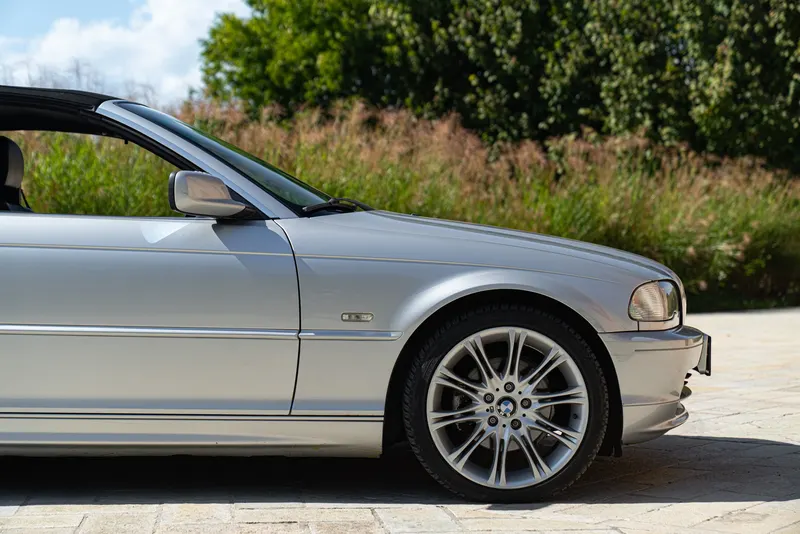 BMW 320 Ci 18