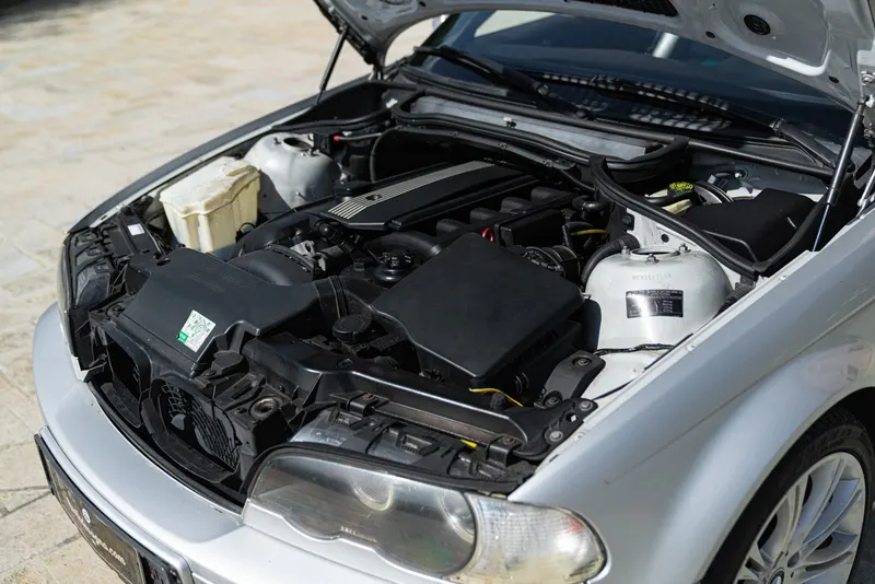 BMW 320 Ci 52