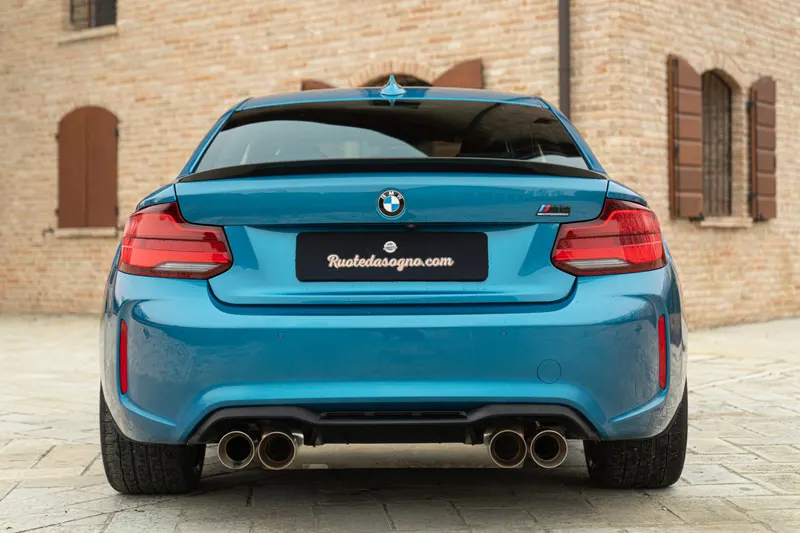 BMW M2 COMPETITION 8