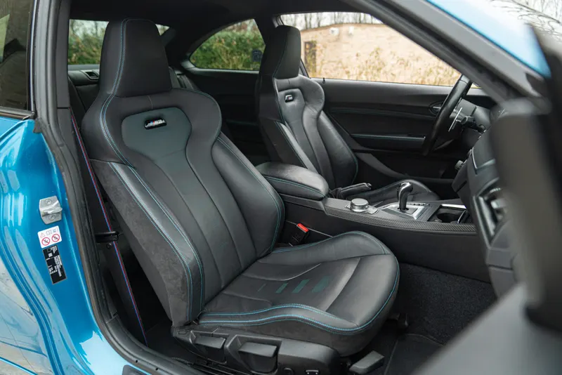 BMW M2 COMPETITION 32