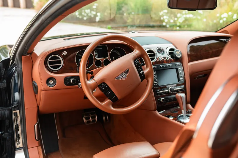 Bentley CONTINENTAL GT 24