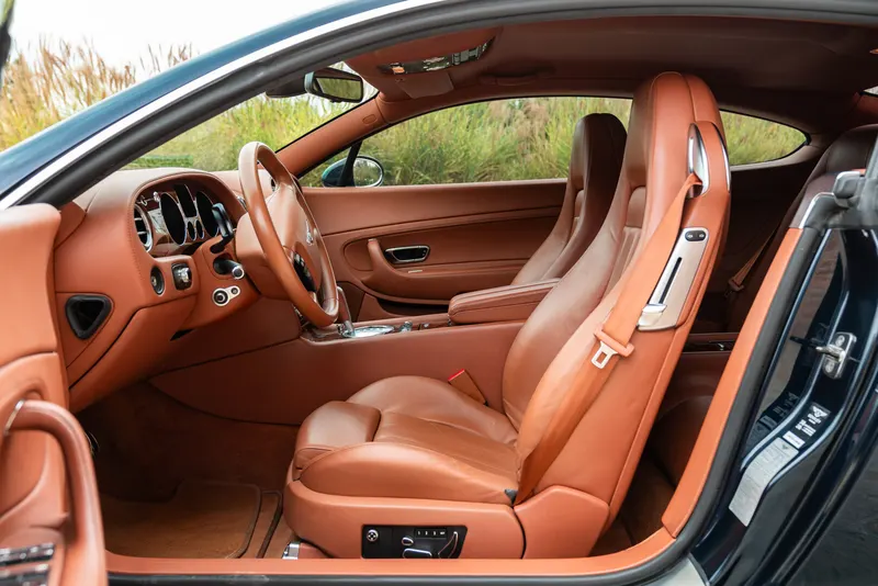 Bentley CONTINENTAL GT 22