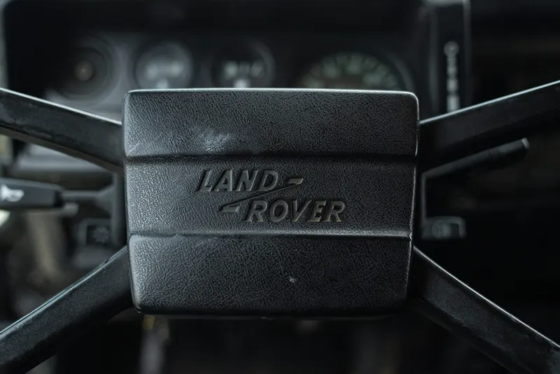DEFENDER 43