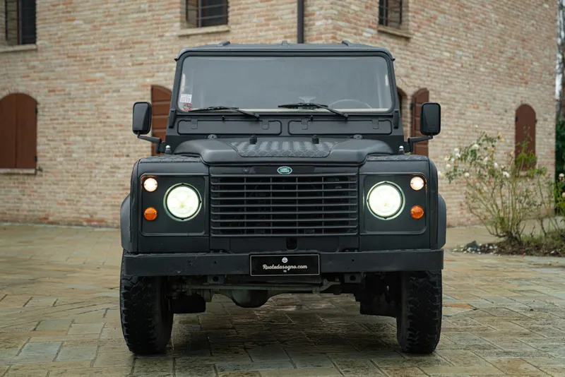 DEFENDER 3
