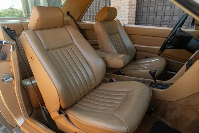 Mercedes-Benz 300 CE 24