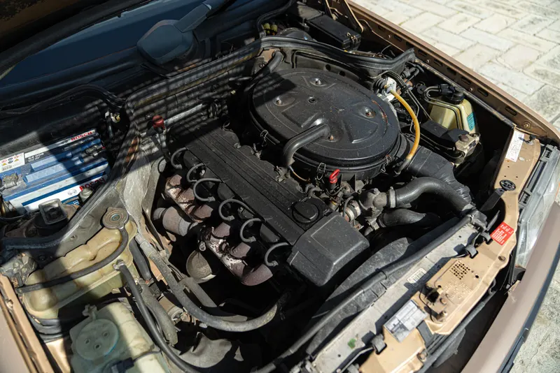 Mercedes-Benz 300 CE 44