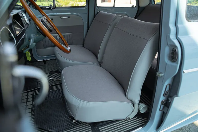 Renault DAUPHINE GORDINI 32