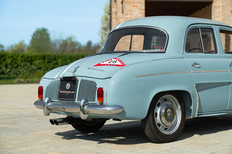 Renault DAUPHINE GORDINI 25