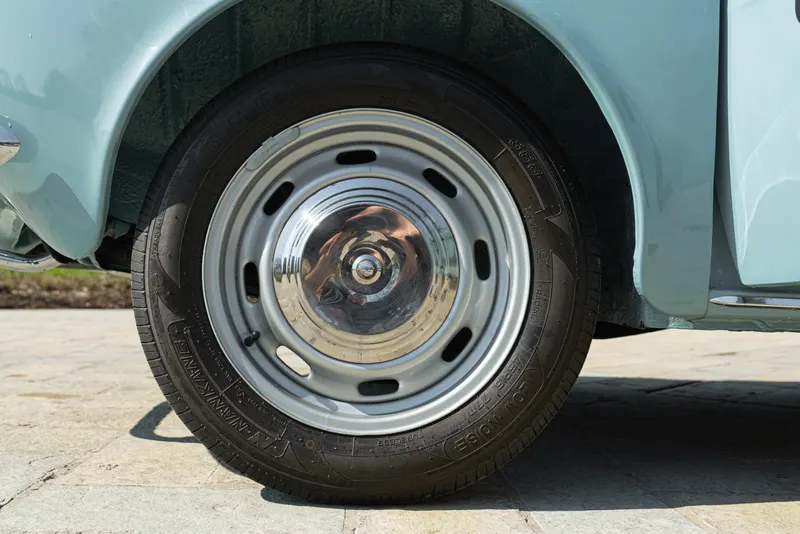 Renault DAUPHINE GORDINI 11