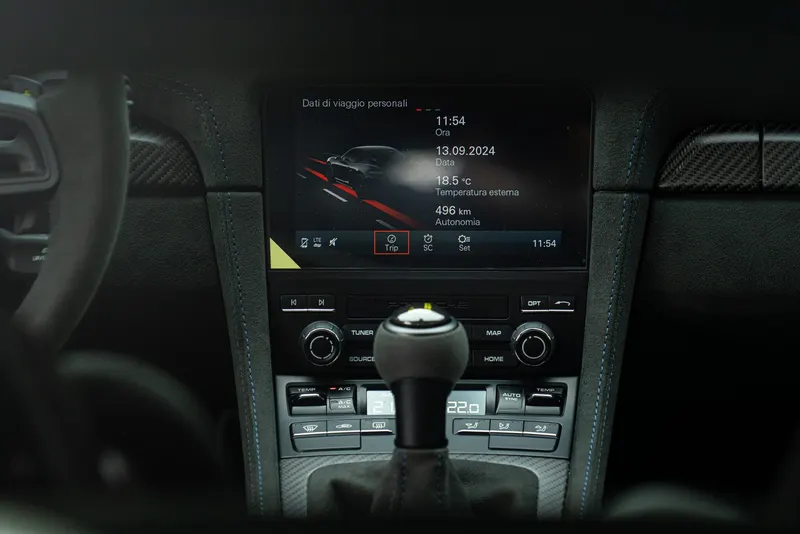 Porsche 718 CAYMAN GT4 RS “weissach” 106