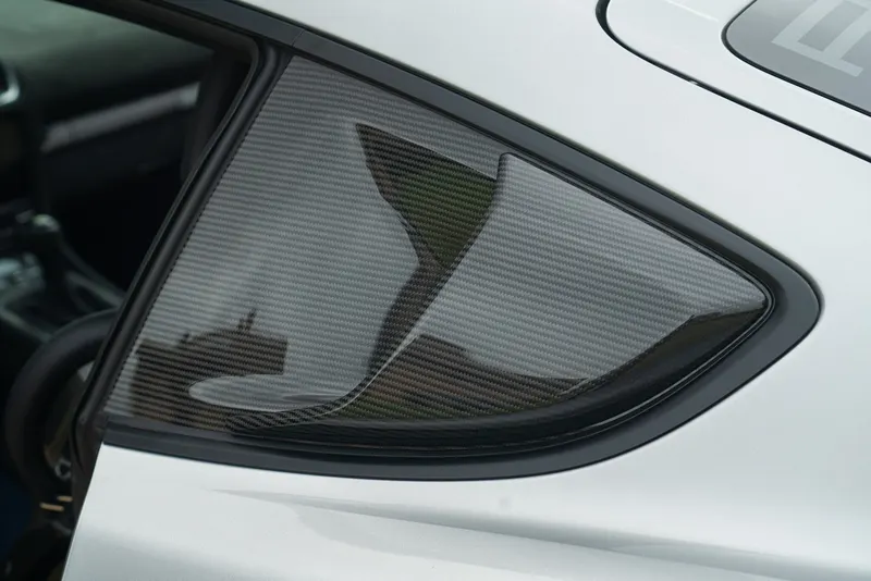 Porsche 718 CAYMAN GT4 RS “weissach” 36