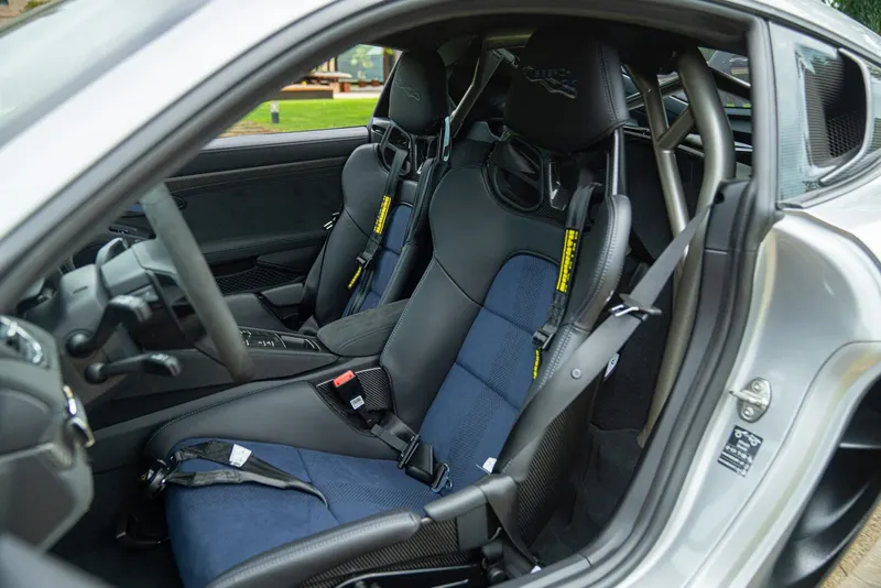 Porsche 718 CAYMAN GT4 RS “weissach” 28