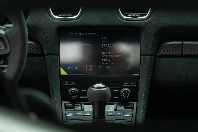 Porsche 718 CAYMAN GT4 RS “weissach” 107