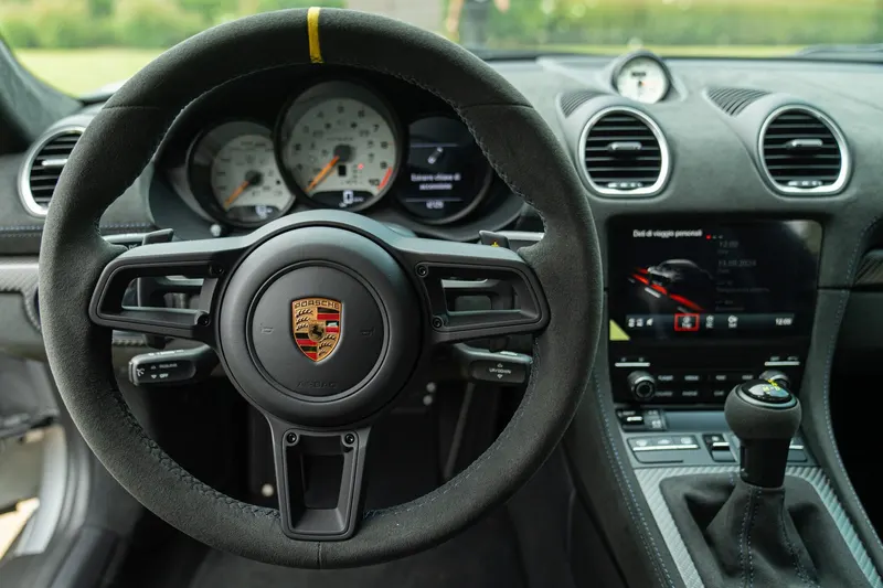 Porsche 718 CAYMAN GT4 RS “weissach” 88