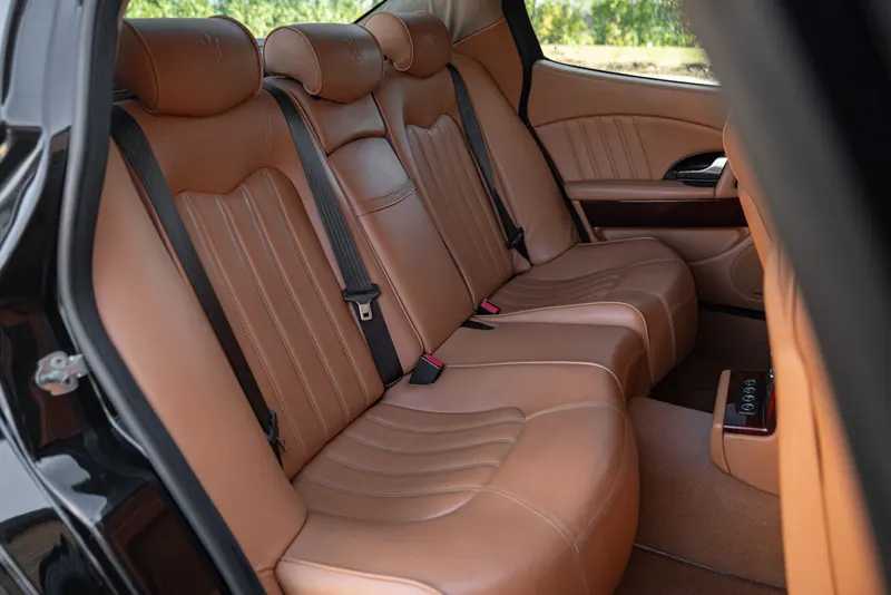 Maserati QUATTROPORTE 28