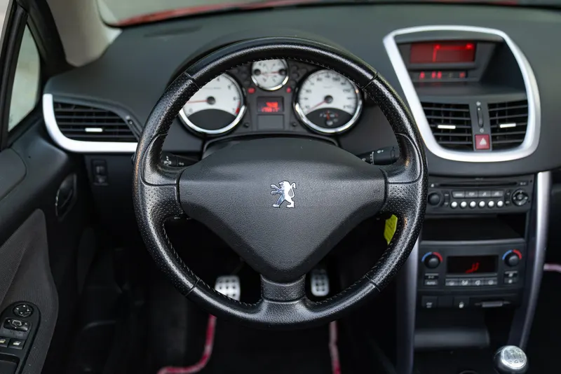 Peugeot 207 CC CABRIOLET 51