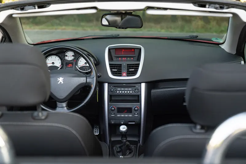 Peugeot 207 CC CABRIOLET 32