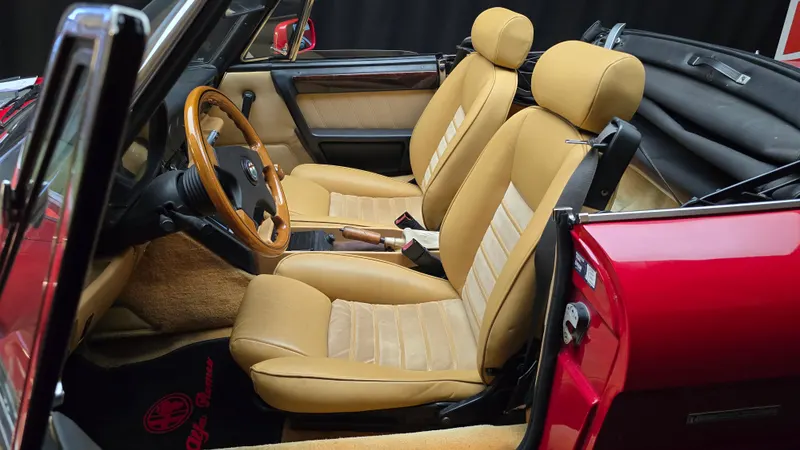 Alfa Romeo Spider 2.0i cc certificata ASI con CRS 3