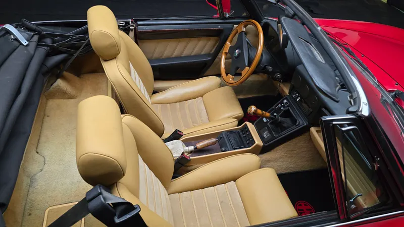 Alfa Romeo Spider 2.0i cc certificata ASI con CRS 22