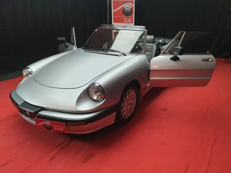 Alfa Romeo Spider 2.0 cc Quadrifoglio Verde 1986 certificata ASI con CRS 12