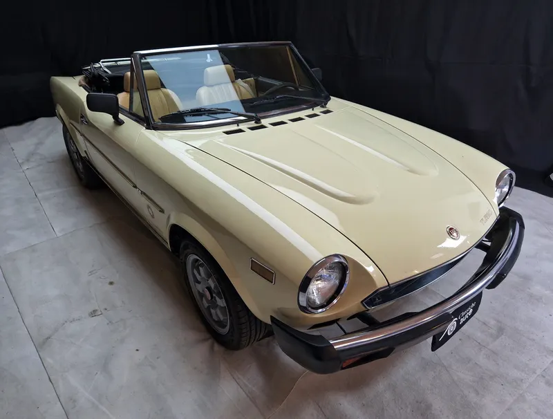 Fiat 124 Spider Turbo 2.0 cc anno 1982 certificata ASI con CRS 25