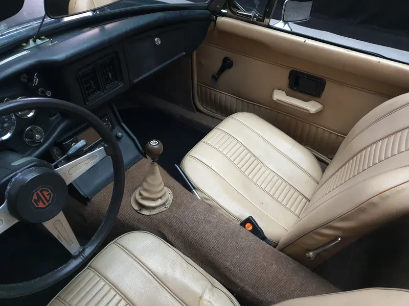 MG B Roadster 1.8 cc anno 1974 certificata ASI con CRS 17