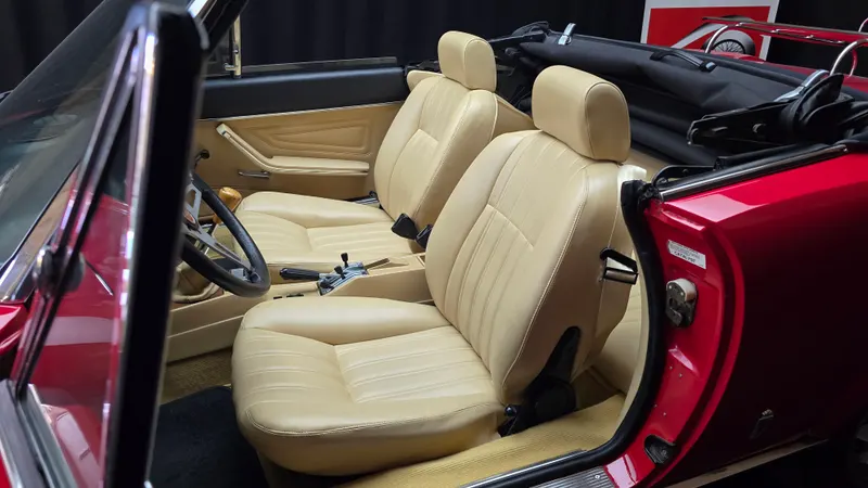 Fiat 124 Sport Spider Pininfarina 2.0 I. anno 1982 certificata ASI co 13