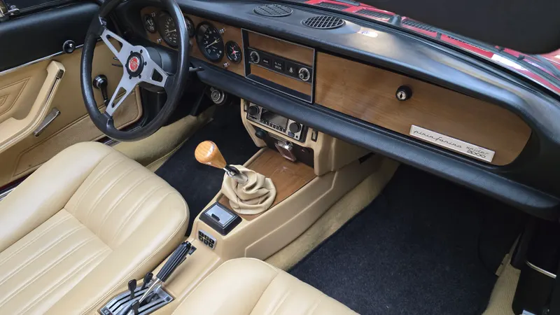 Fiat 124 Sport Spider Pininfarina 2.0 I. anno 1982 certificata ASI co 5