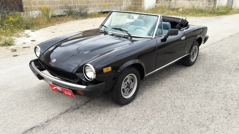 Fiat 124 Sport Spider Pininfarina 2.0 anno 1979 certificata ASI con C 14