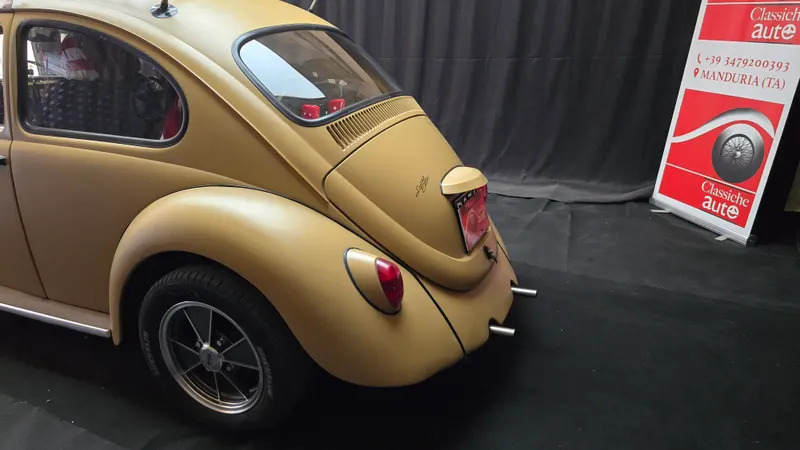 Volkswagen Maggiolone vetro piatto ASI anno 1975 19