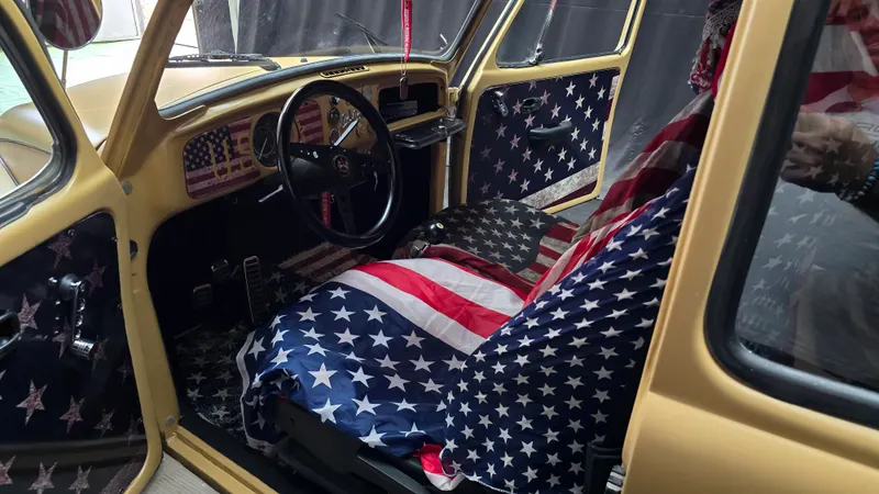 Volkswagen Maggiolone vetro piatto ASI anno 1975 6