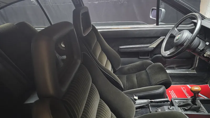 Alfa Romeo Alfetta GTV 6 TETTO APRIBILE certificata ASI con C.R.S. 14