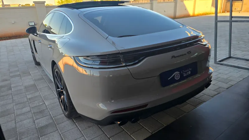 Porsche Panamera 4S e-hybrid automatico 23