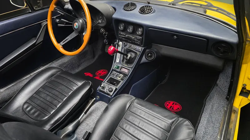Alfa Romeo Spider Veloce 2.0 cc certificata ASI con C.R.S. 10